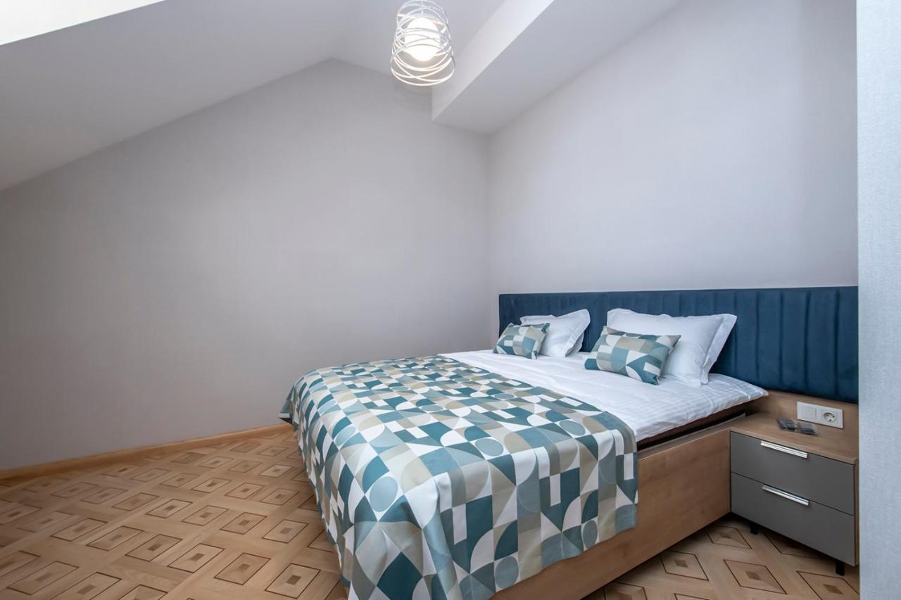 Hotel Solo Tbilisi ภายนอก รูปภาพ