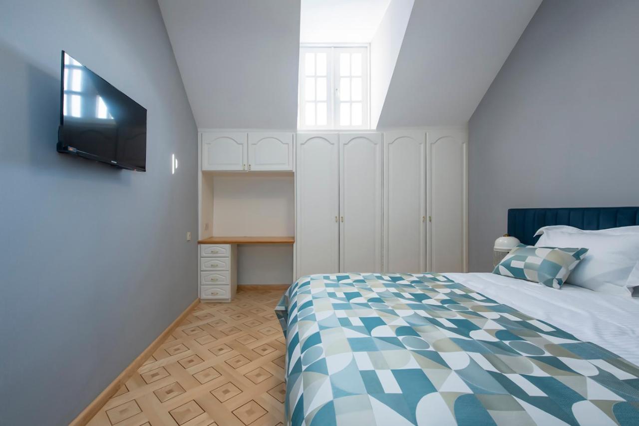 Hotel Solo Tbilisi ภายนอก รูปภาพ