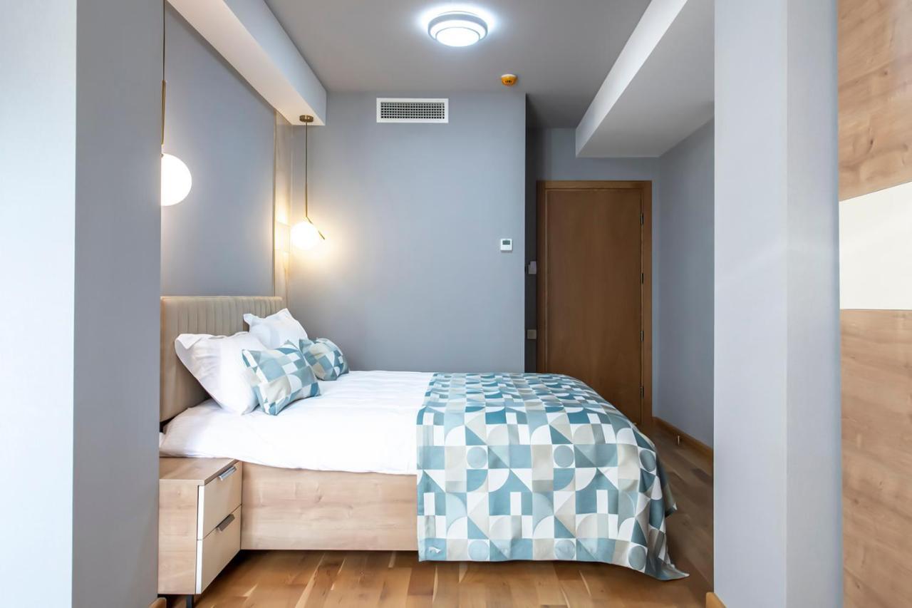 Hotel Solo Tbilisi ภายนอก รูปภาพ