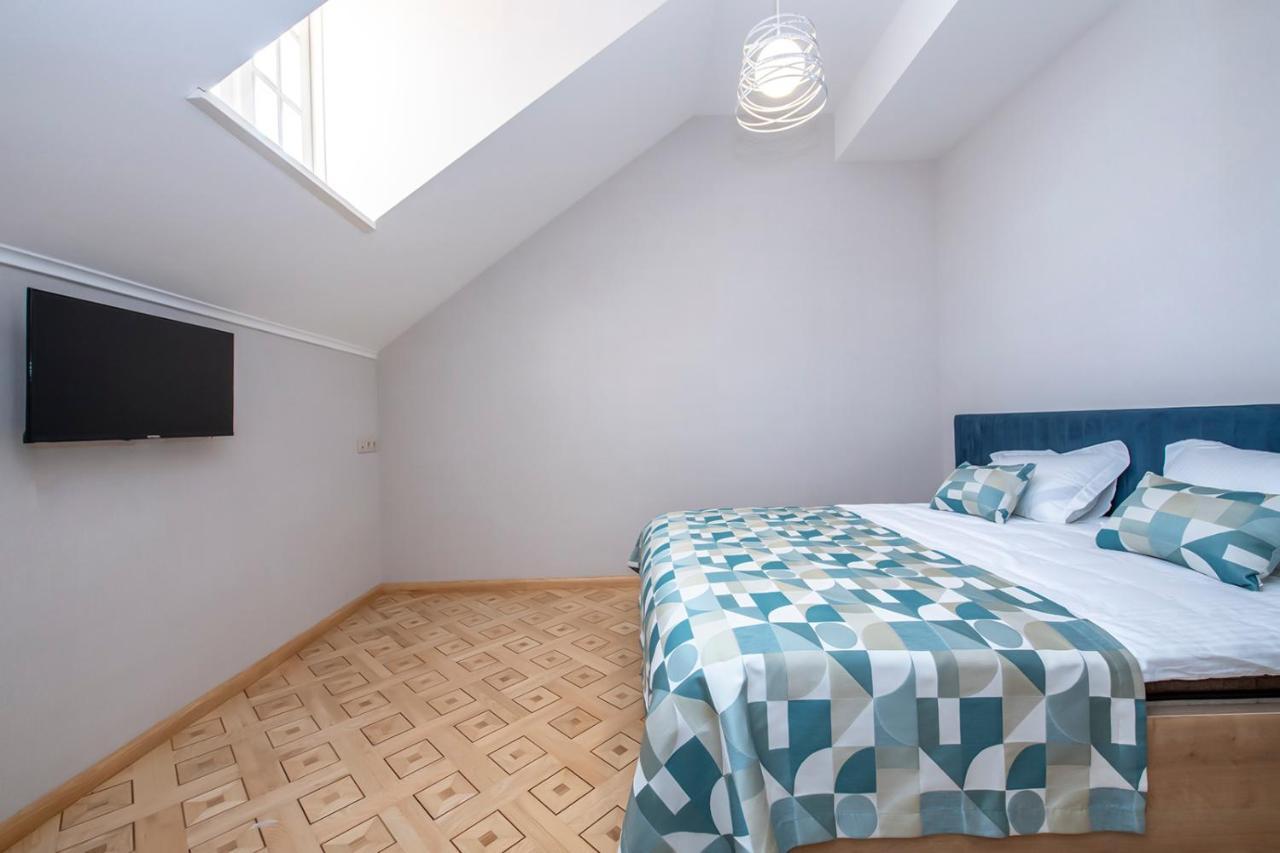 Hotel Solo Tbilisi ภายนอก รูปภาพ