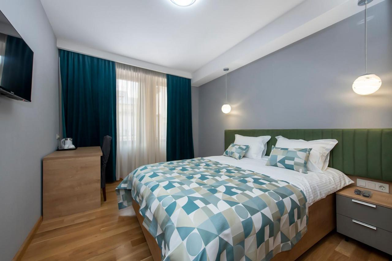 Hotel Solo Tbilisi ภายนอก รูปภาพ